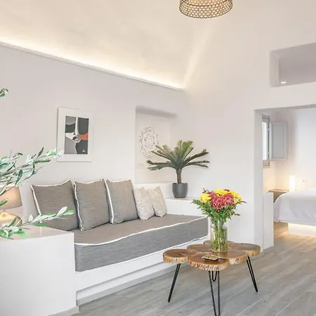 Amoramelia Bed & Breakfast 4*