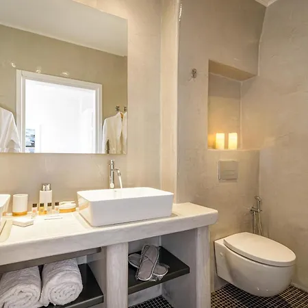 Amoramelia 4* Imerovigli (Santorini)