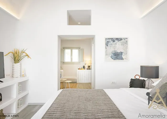 فندق مبيت وإفطار Amoramelia 4*